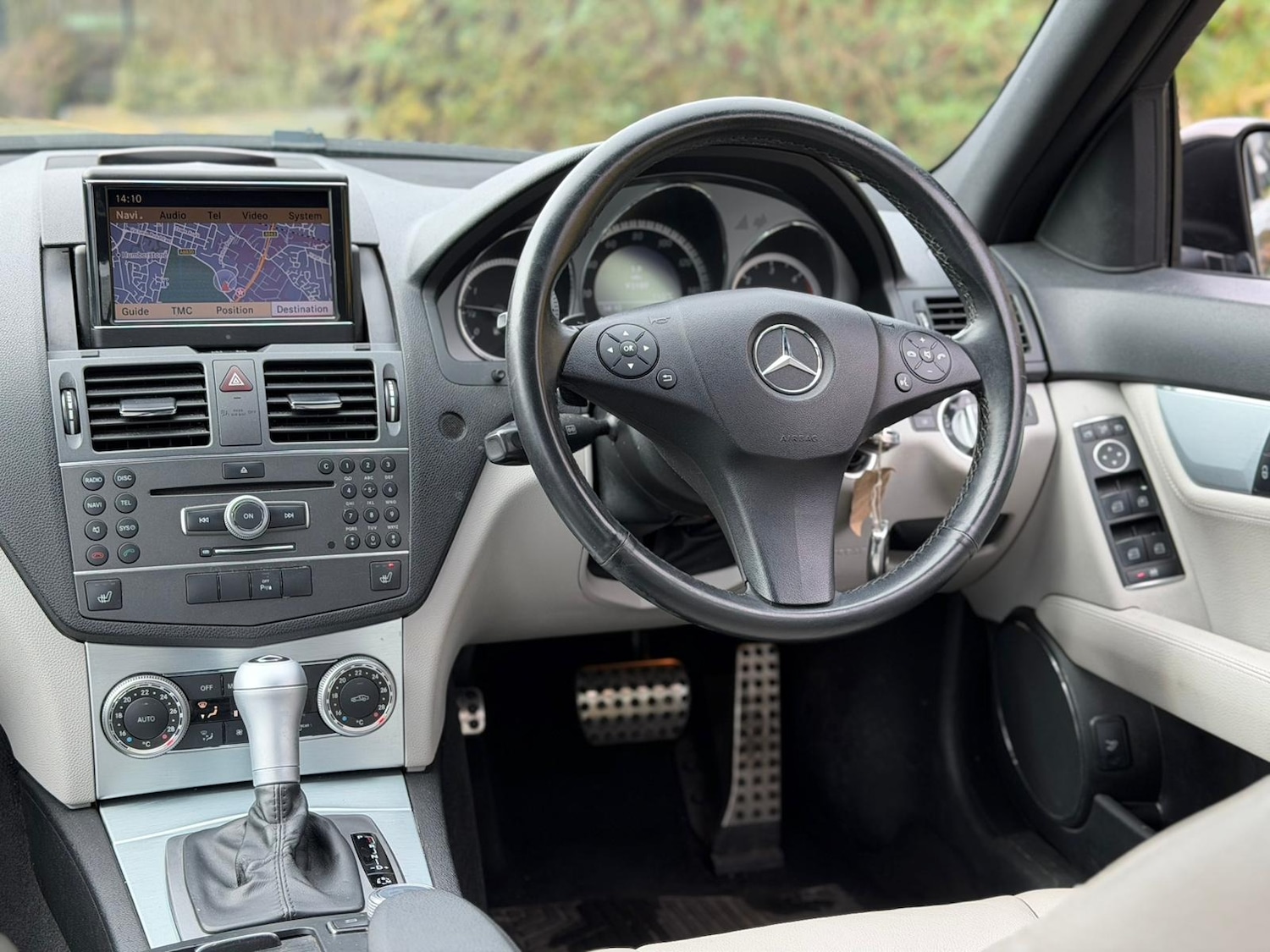 Used Mercedes-Benz C Class 2010 for sale - 77689535: Photo 15