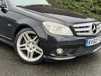 Used Mercedes-Benz C Class 2010 for sale - 77689535: Photo