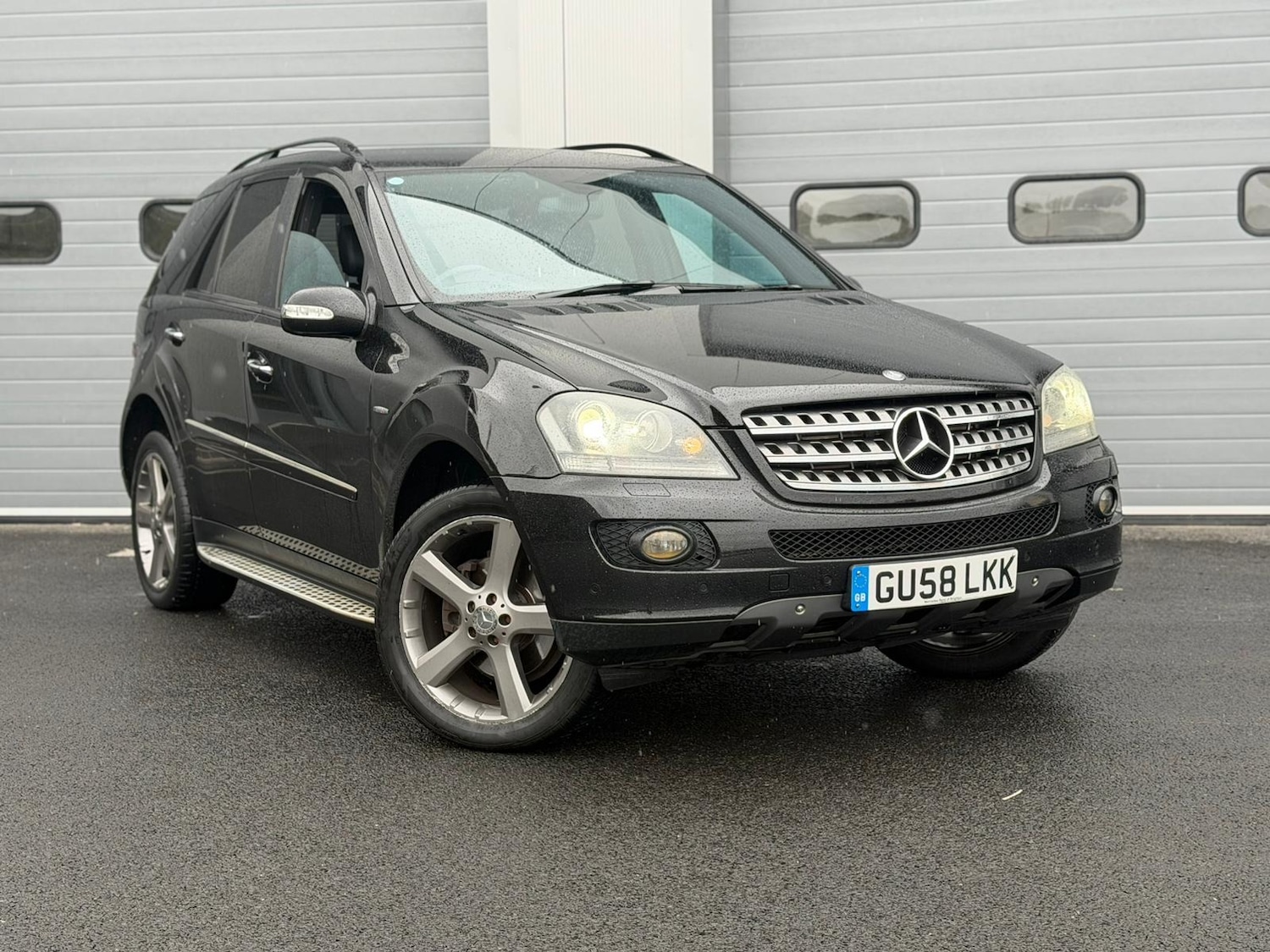 Used Mercedes-Benz M-Class 2008 for sale - 76143916: Photo 2