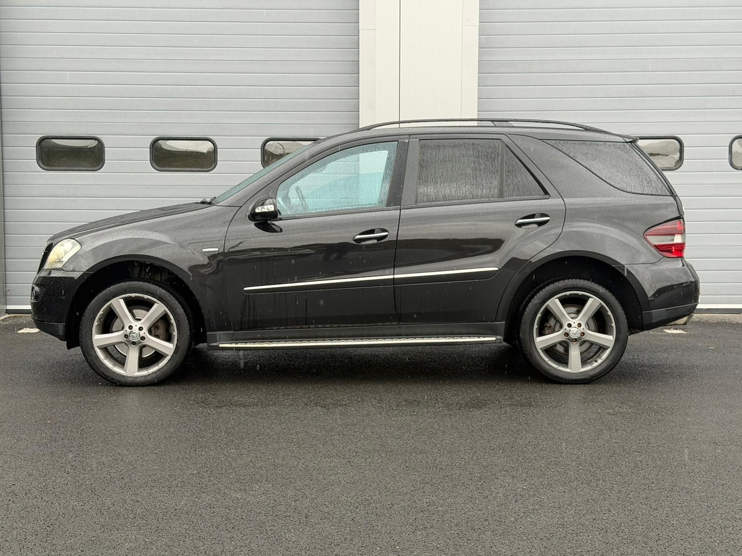Used Mercedes-Benz M-Class 2008 for sale - 76143916: Photo 5