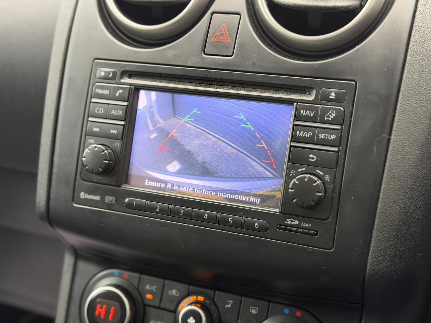 Used Nissan Qashqai 2012 for sale - 76565638: Photo 14