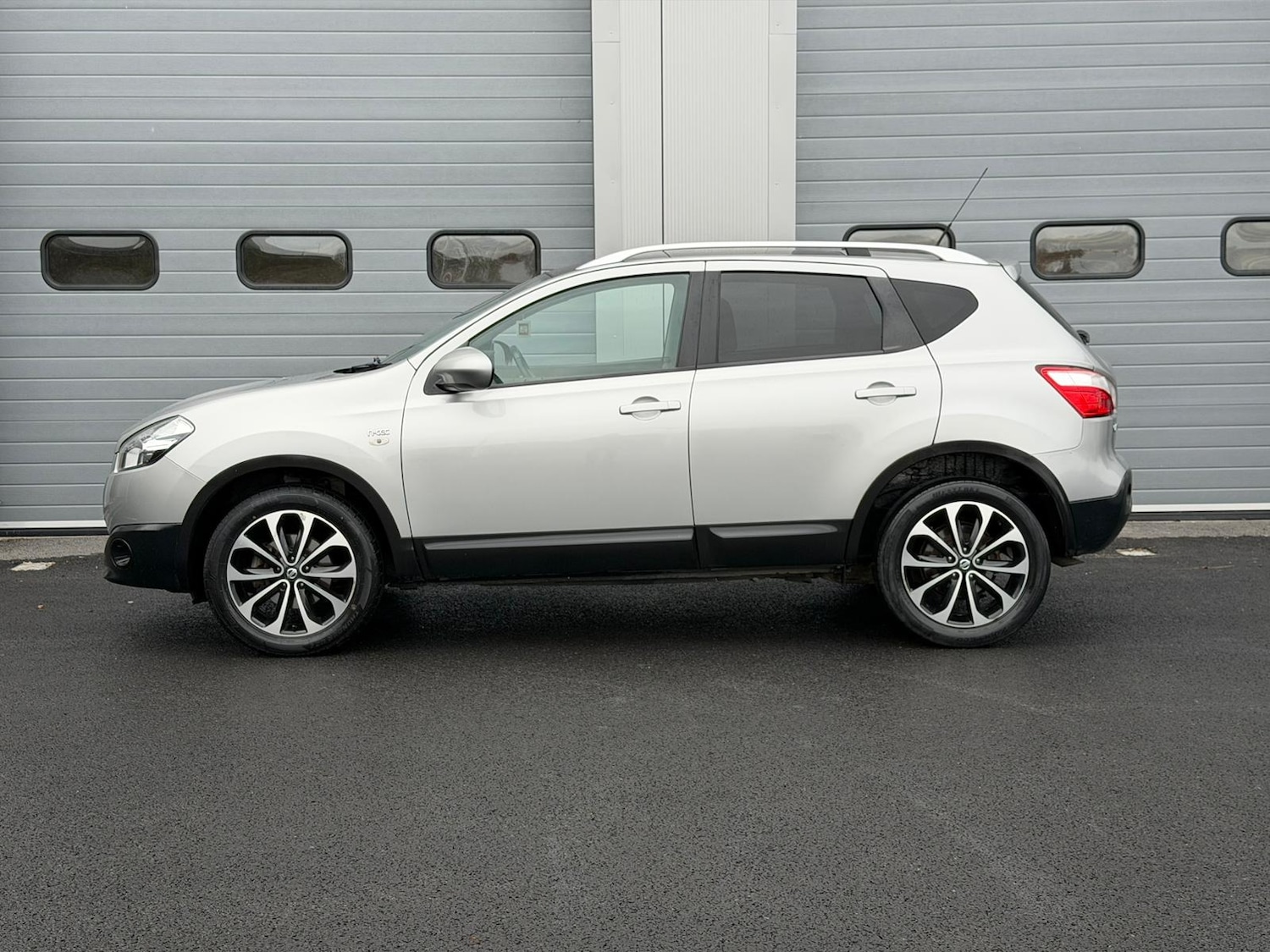 Used Nissan Qashqai 2012 for sale - 76565638: Photo 4