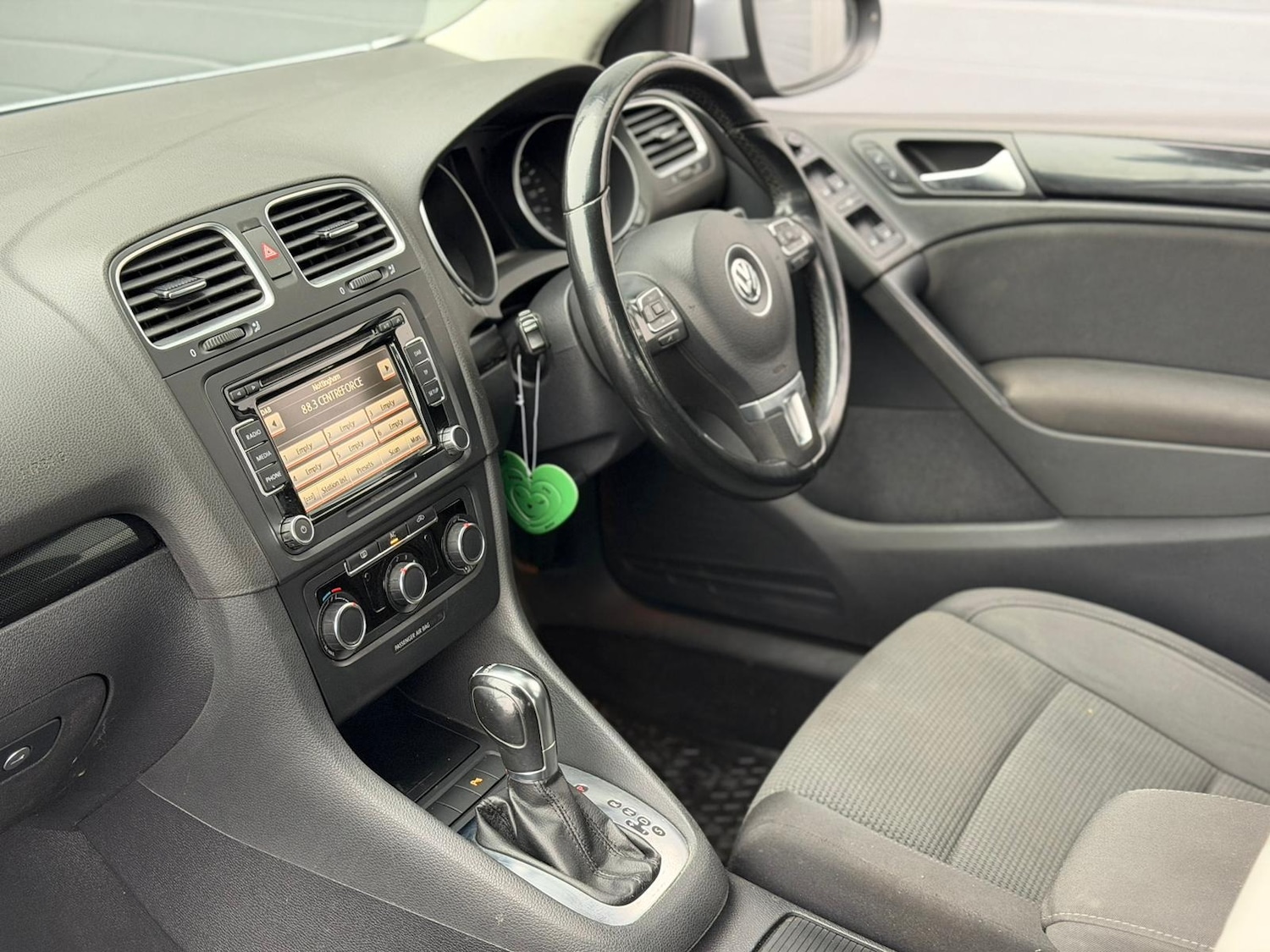 Used Volkswagen Golf 2012 for sale - 77528280: Photo 9