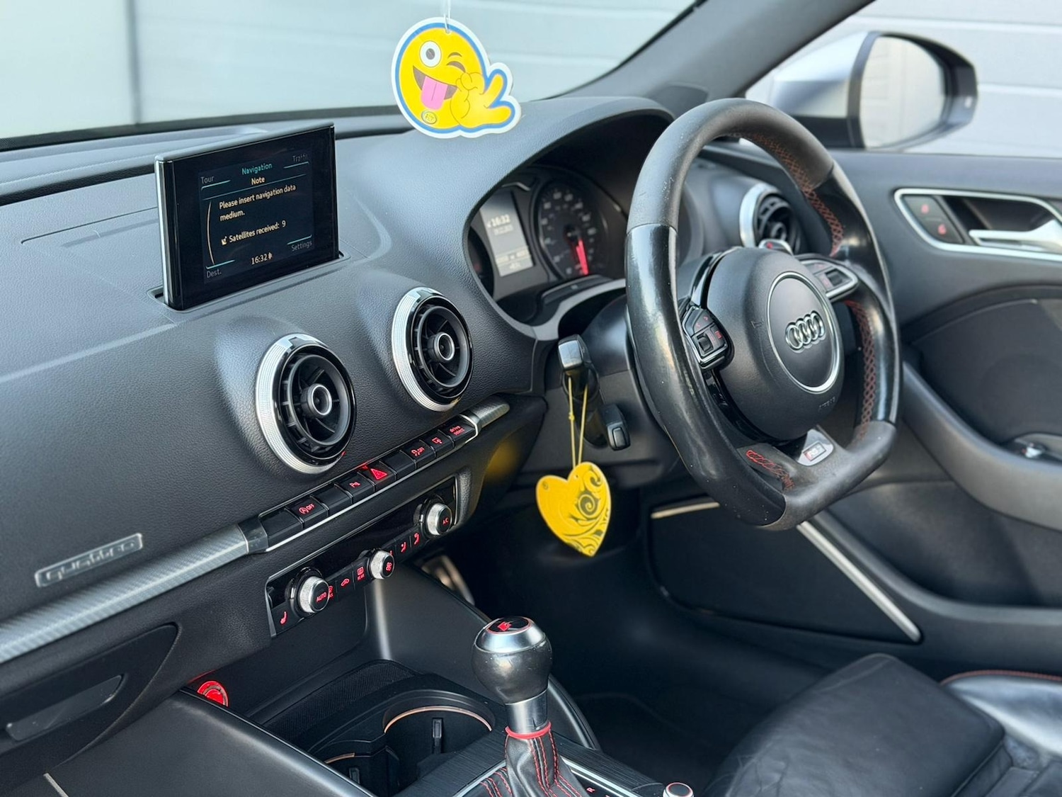 Used Audi RS3 2015 for sale - 77022947: Photo 13