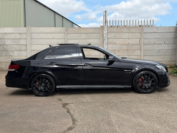 Used Mercedes-Benz E Class 2015 for sale - 78270351: Photo