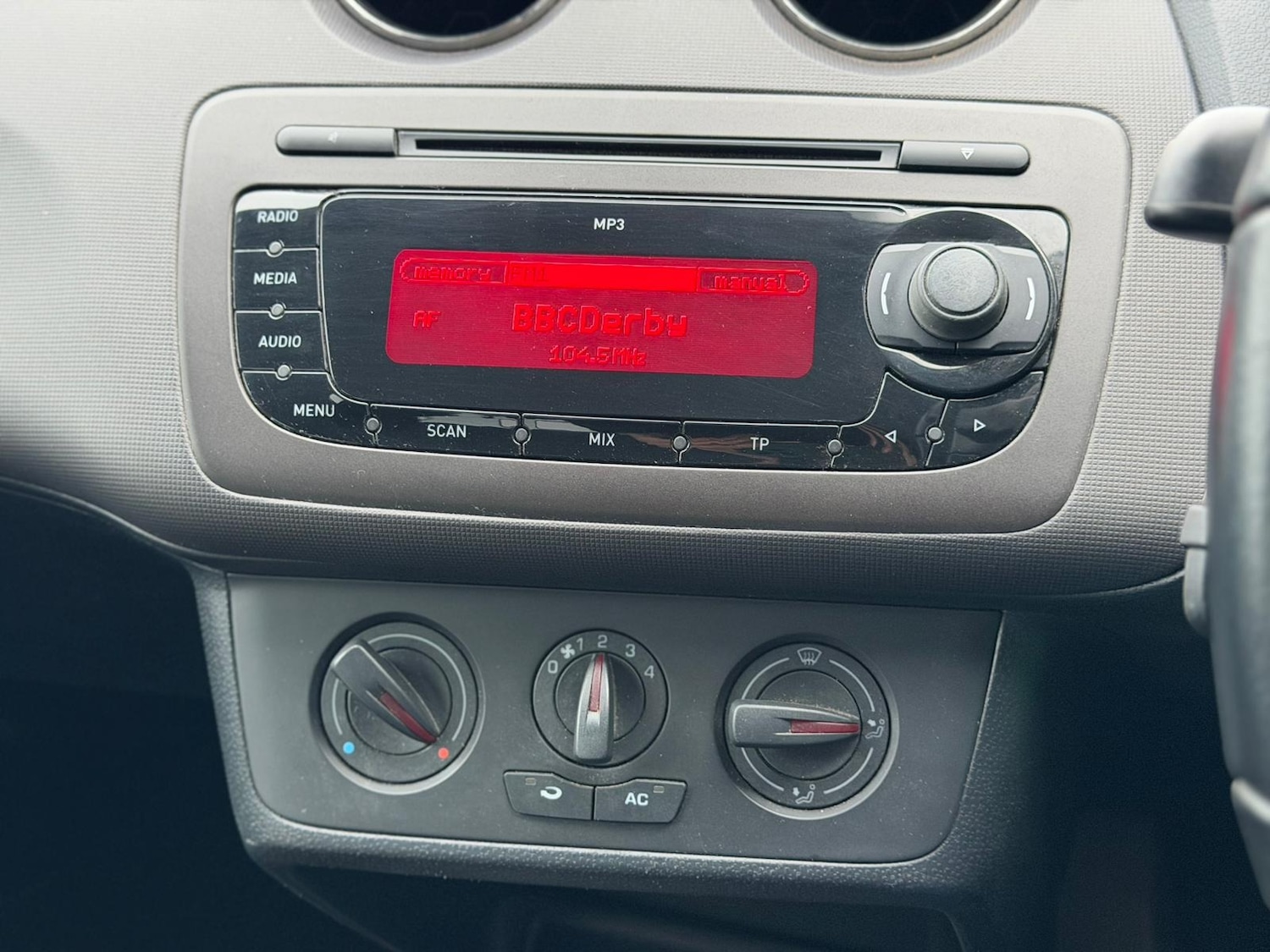 Used SEAT Ibiza 2012 for sale - 77530605: Photo 15