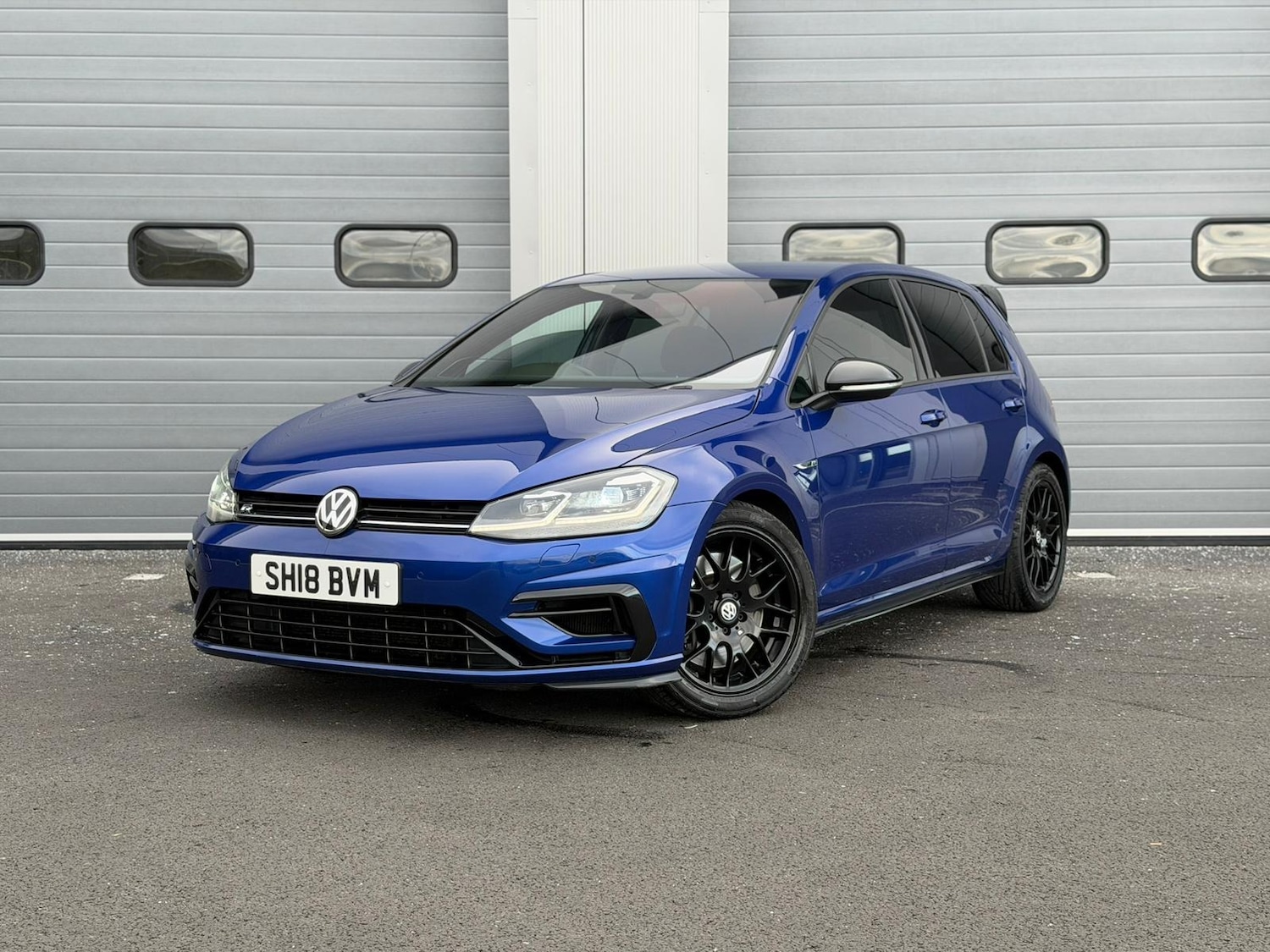 Used Volkswagen Golf 2018 for sale - 76719052: Photo 1