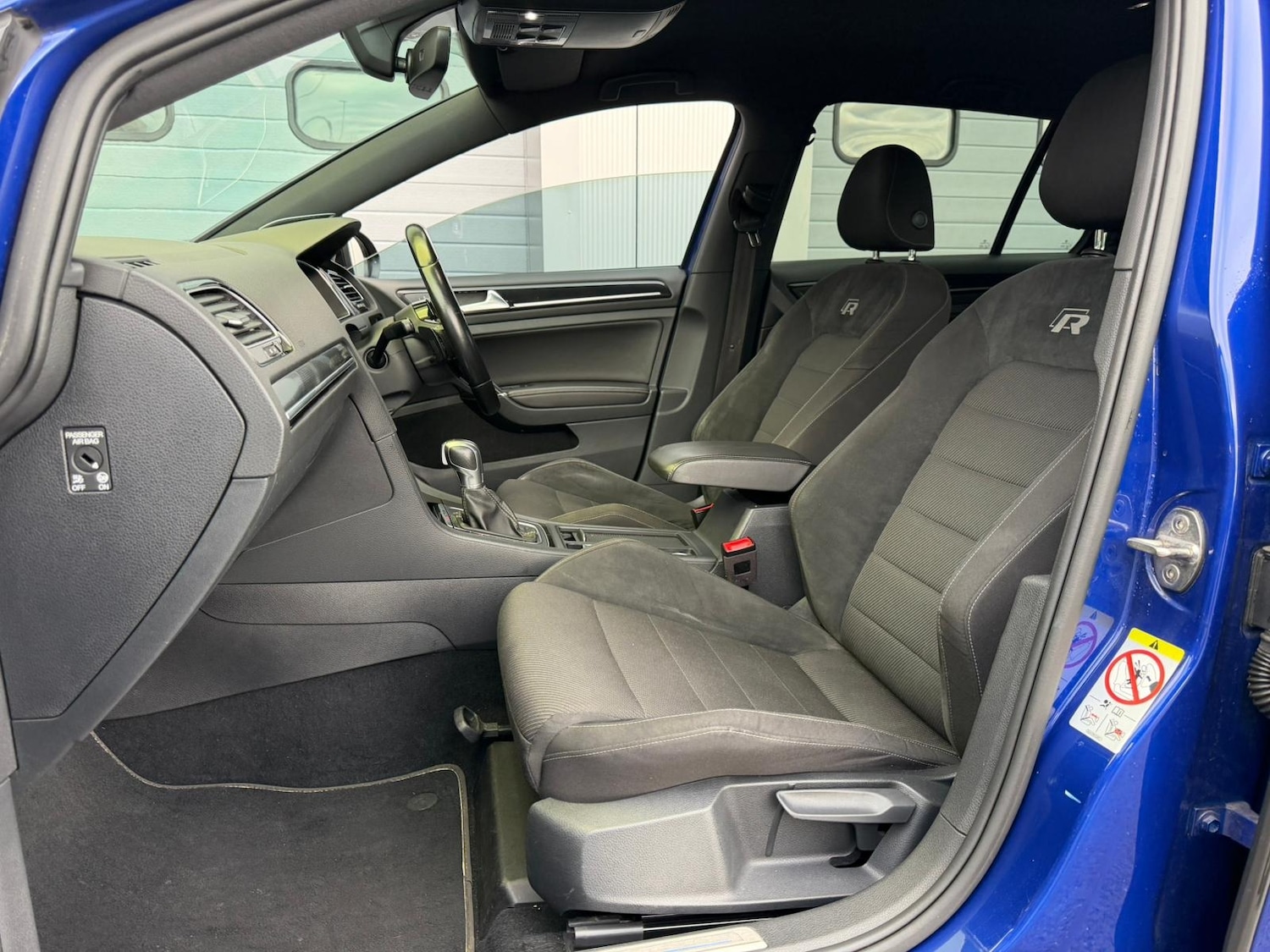 Used Volkswagen Golf 2018 for sale - 76719052: Photo 15