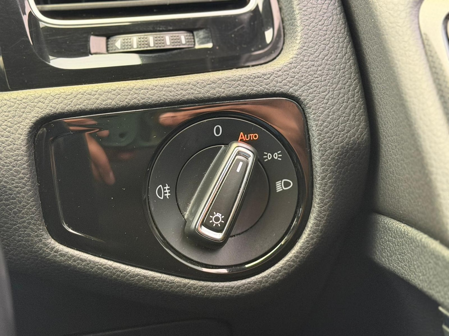 Used Volkswagen Golf 2018 for sale - 76719052: Photo 26