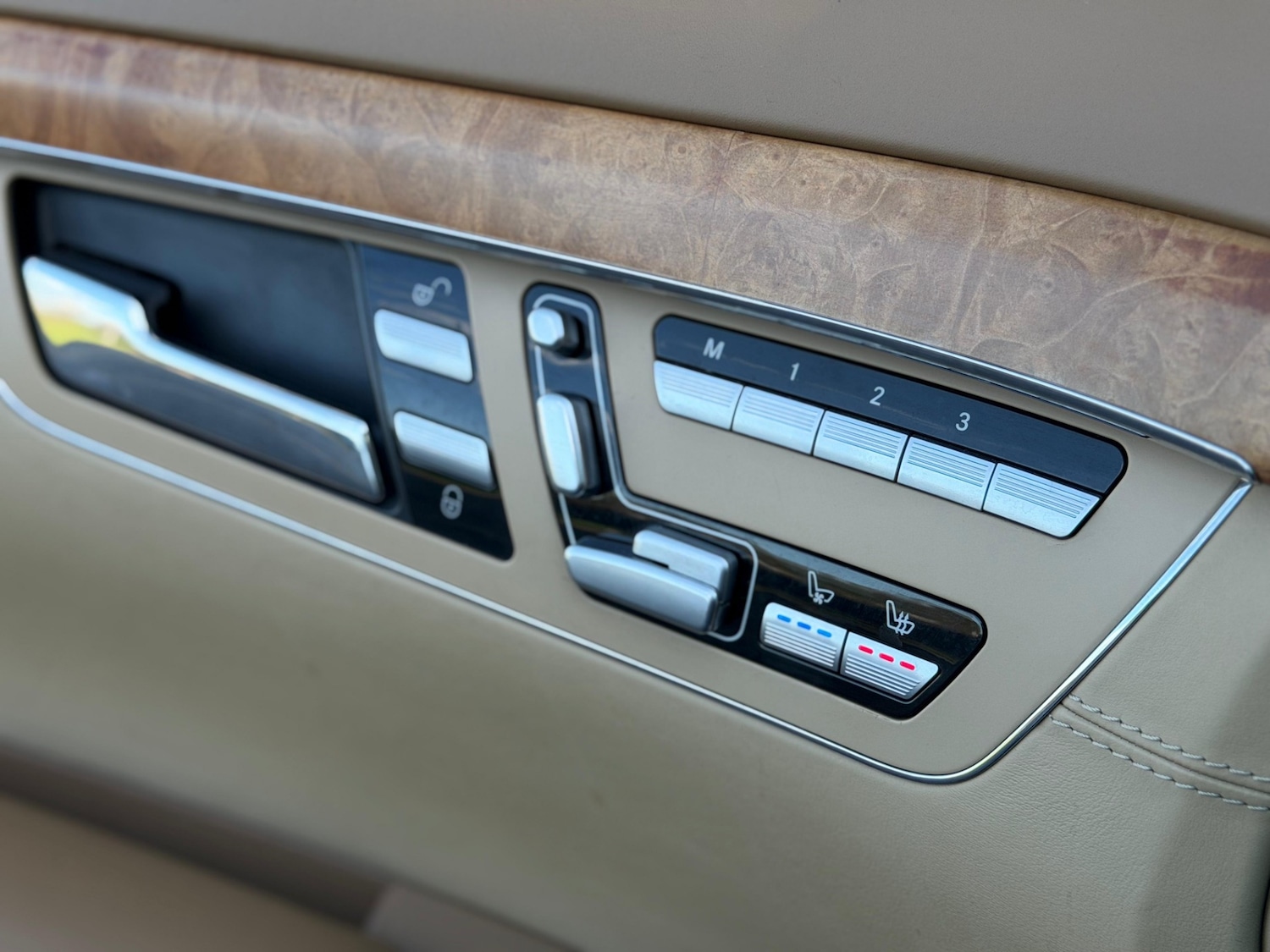 Used Mercedes-Benz S-Class 2007 for sale - 76063831: Photo 12