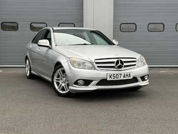 Used Mercedes-Benz C-Class 2007 for sale - 76143912: Photo 2
