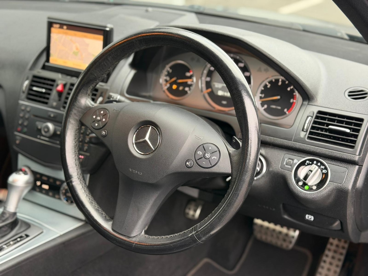 Used Mercedes-Benz C Class 2008 for sale - 76287928: Photo 11