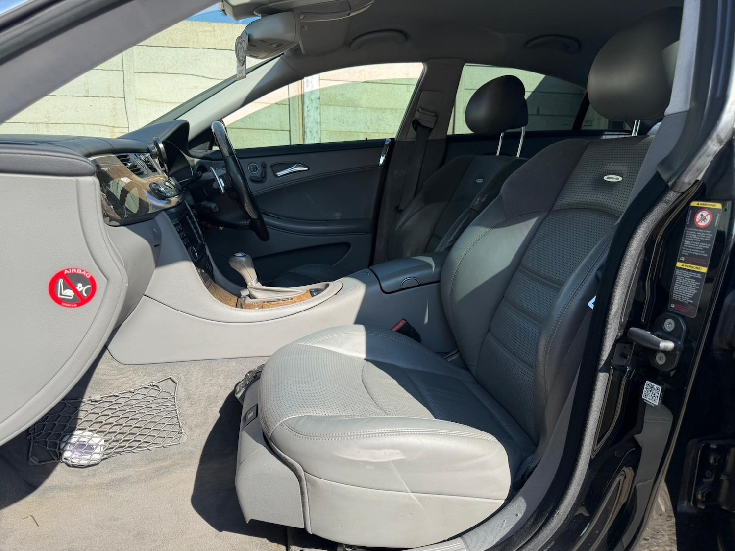 Used Mercedes-Benz CLS 2005 for sale - 77947029: Photo 14