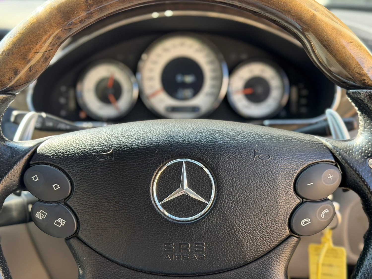 Used Mercedes-Benz CLS 2005 for sale - 77947029: Photo 23