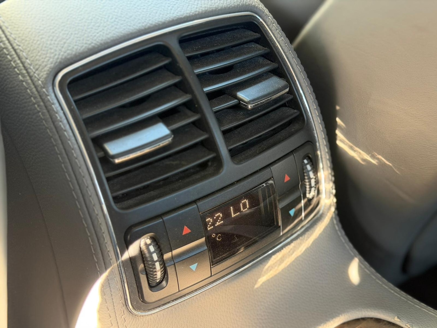 Used Mercedes-Benz CLS 2005 for sale - 77947029: Photo 28