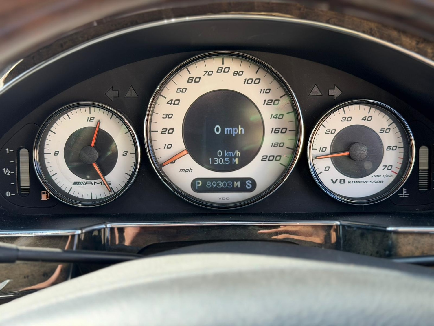 Used Mercedes-Benz CLS 2005 for sale - 77947029: Photo 29