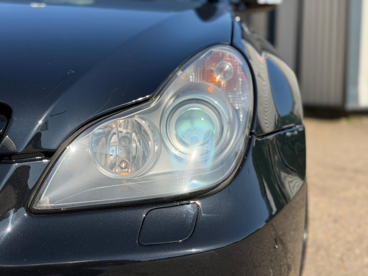 Used Mercedes-Benz CLS 2005 for sale - 77947029: Photo 3