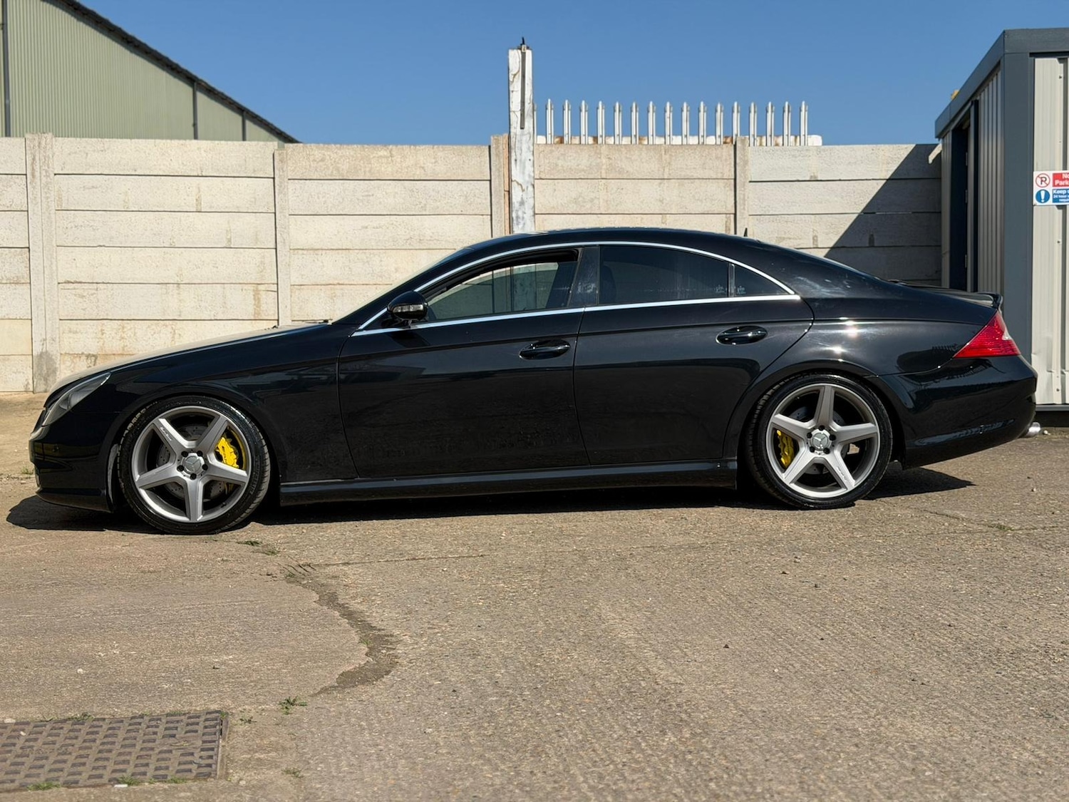 Used Mercedes-Benz CLS 2005 for sale - 77947029: Photo 6
