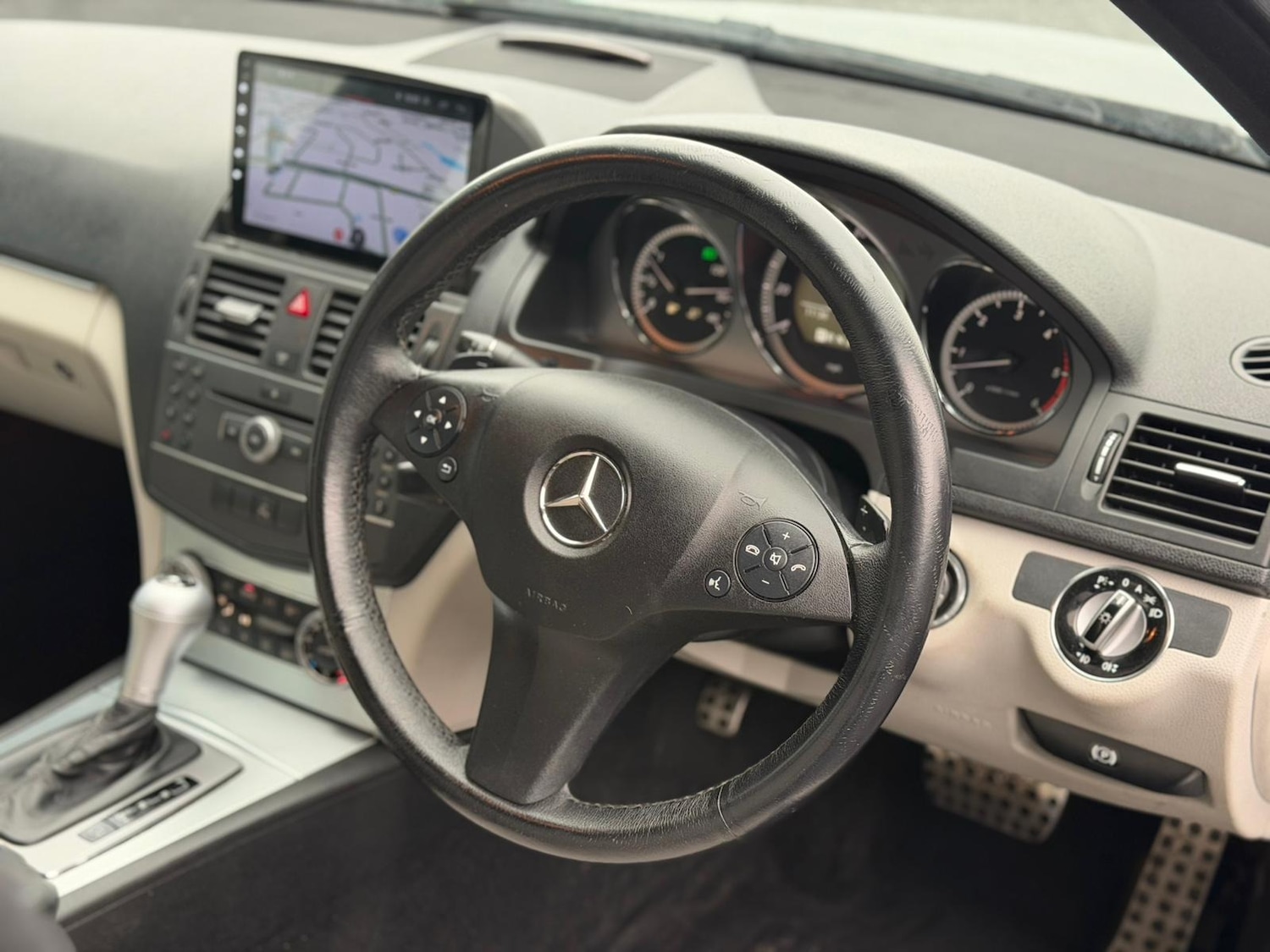 Used Mercedes-Benz C Class 2009 for sale - 77323489: Photo 13