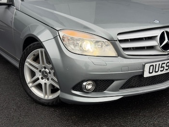 Used Mercedes-Benz C Class 2009 for sale - 77323489: Photo