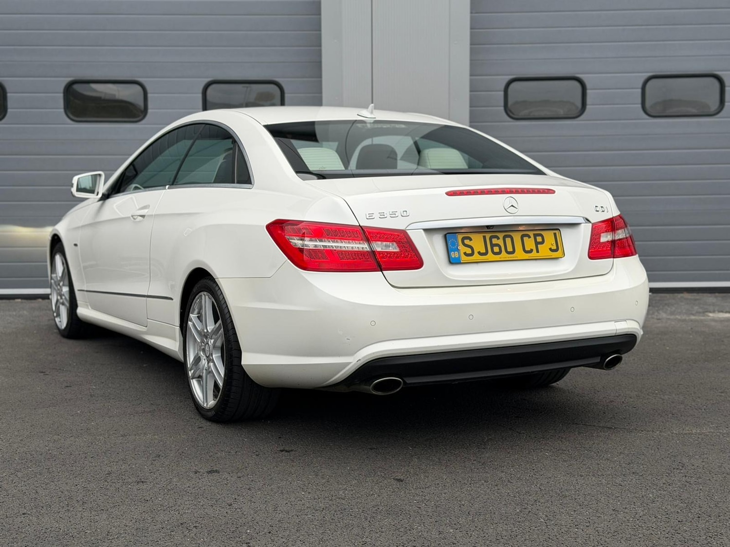 Used Mercedes-Benz E-Class 2010 for sale - 76143922: Photo 6