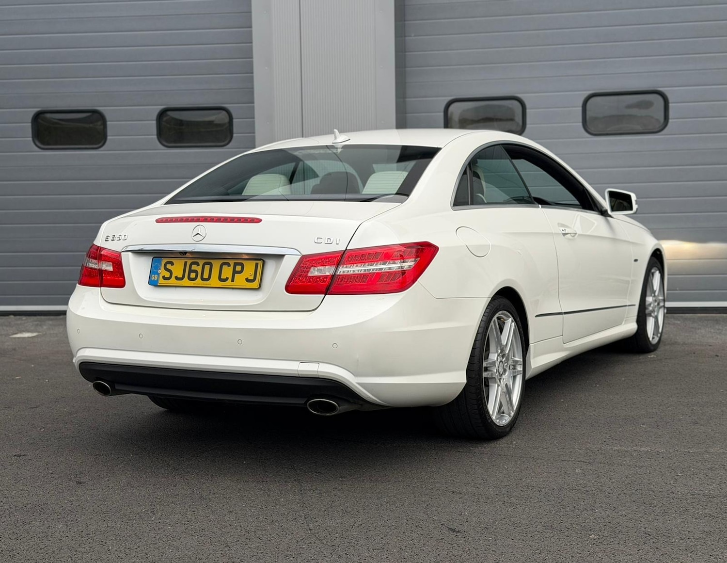 Used Mercedes-Benz E-Class 2010 for sale - 76143922: Photo 7