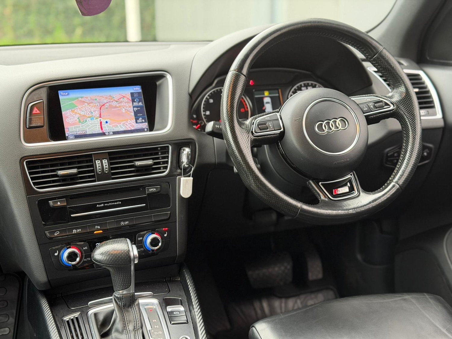 Used Audi Q5 2016 for sale - 76565530: Photo 16