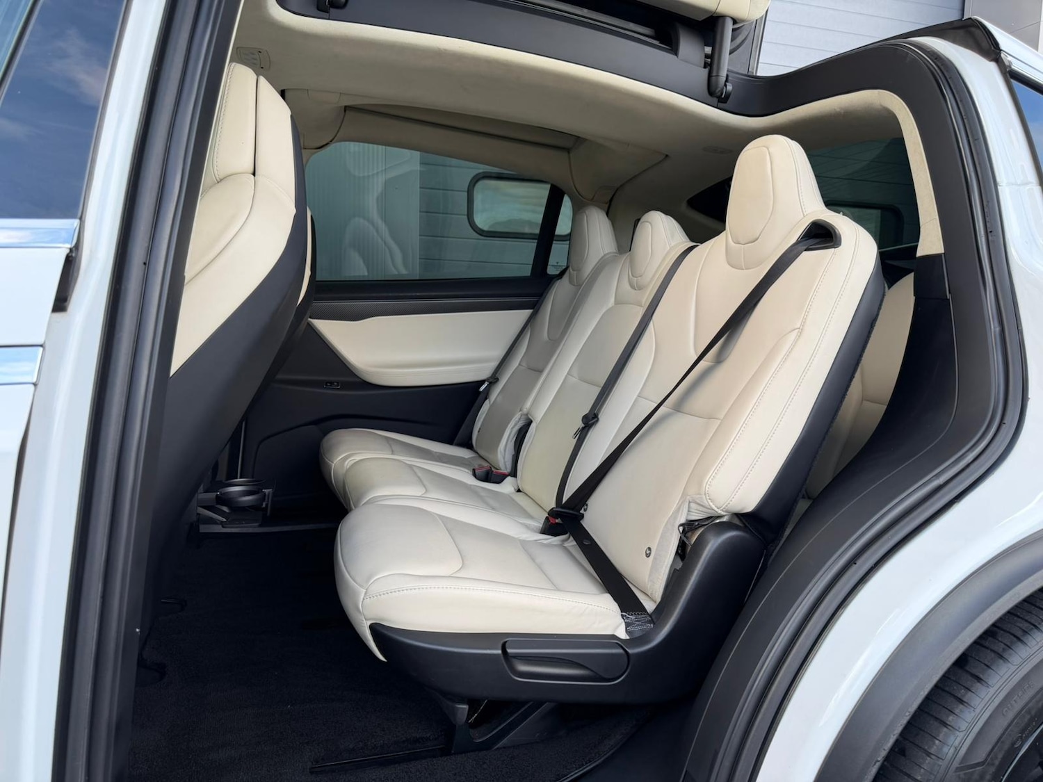 Used Tesla Model X 2018 for sale - 76565698: Photo 15