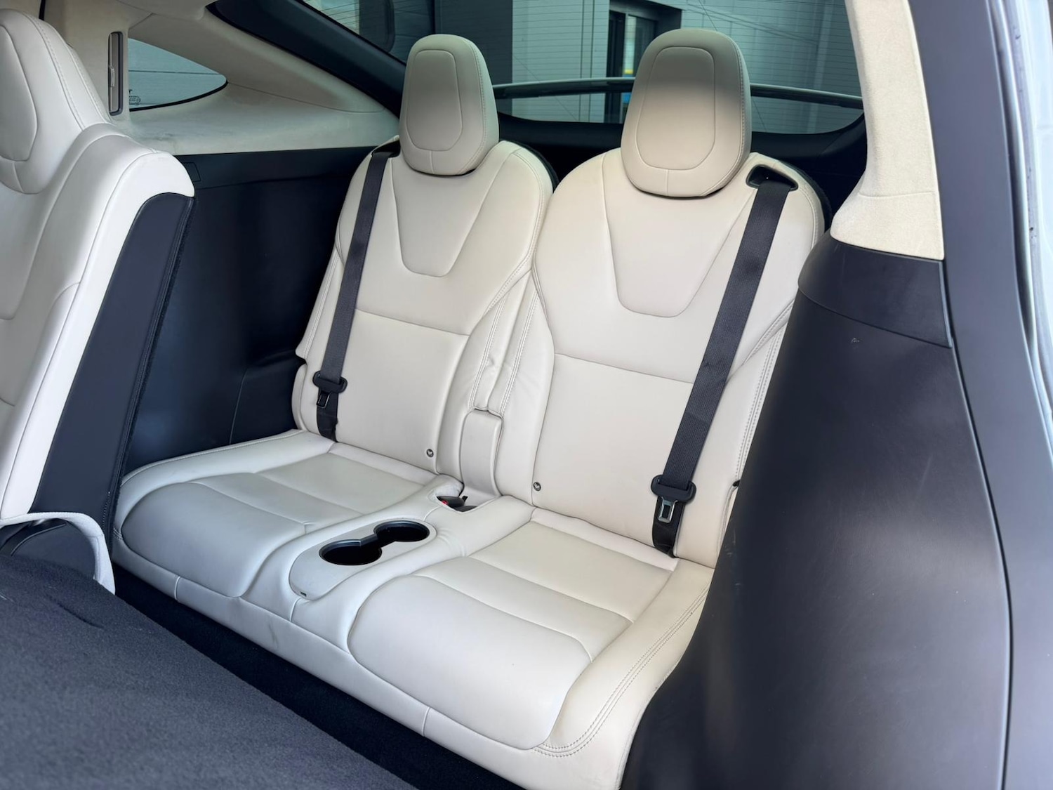 Used Tesla Model X 2018 for sale - 76565698: Photo 16