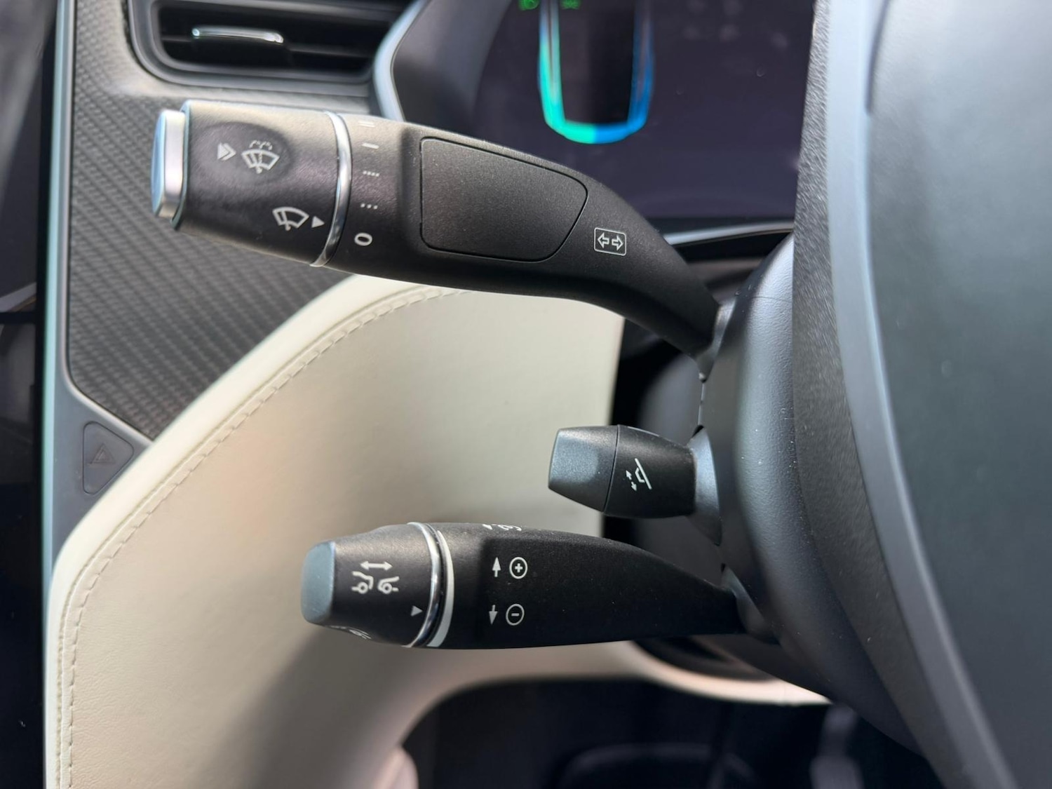 Used Tesla Model X 2018 for sale - 76565698: Photo 20