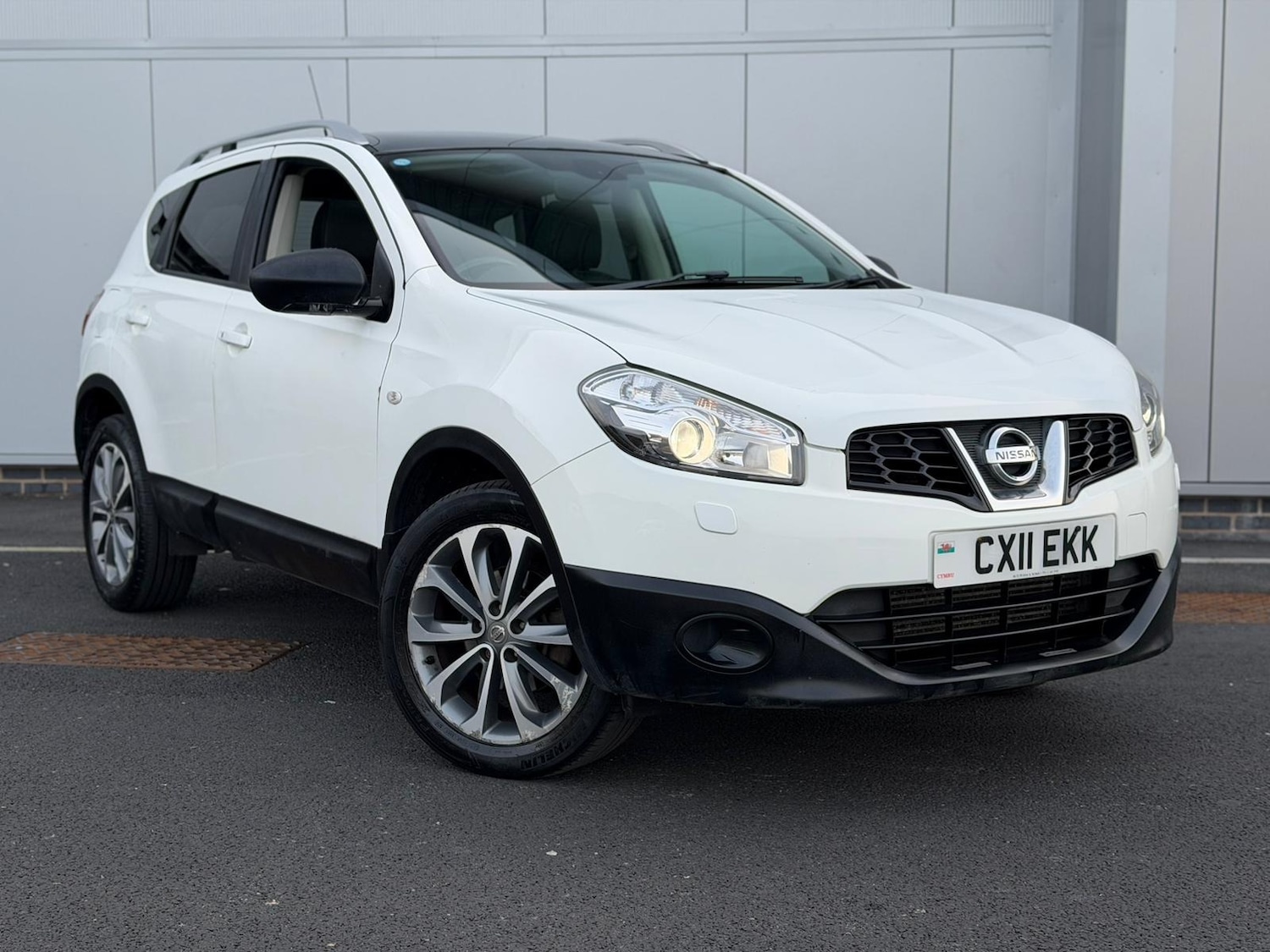Used Nissan Qashqai 2011 for sale - 77701391: Photo 2