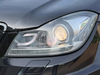 Used Mercedes-Benz C Class 2013 for sale - 77947137: Photo