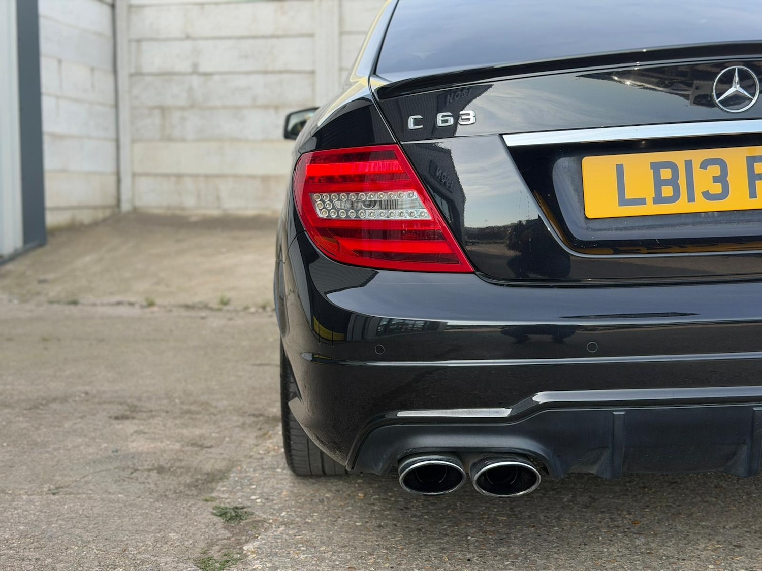 Used Mercedes-Benz C Class 2013 for sale - 77947137: Photo 8