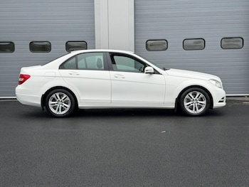Used Mercedes-Benz C-Class 2012 for sale - 76233867: Photo 4
