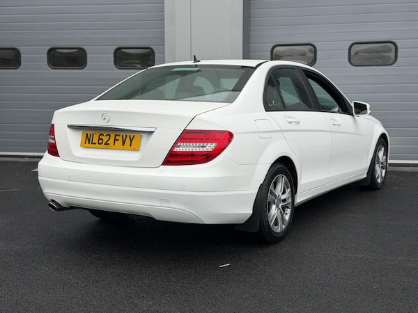 Used Mercedes-Benz C-Class 2012 for sale - 76233867: Photo 5