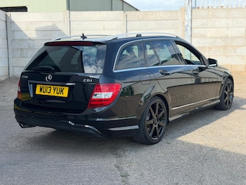 Used Mercedes-Benz C Class 2013 for sale - 76894494: Photo