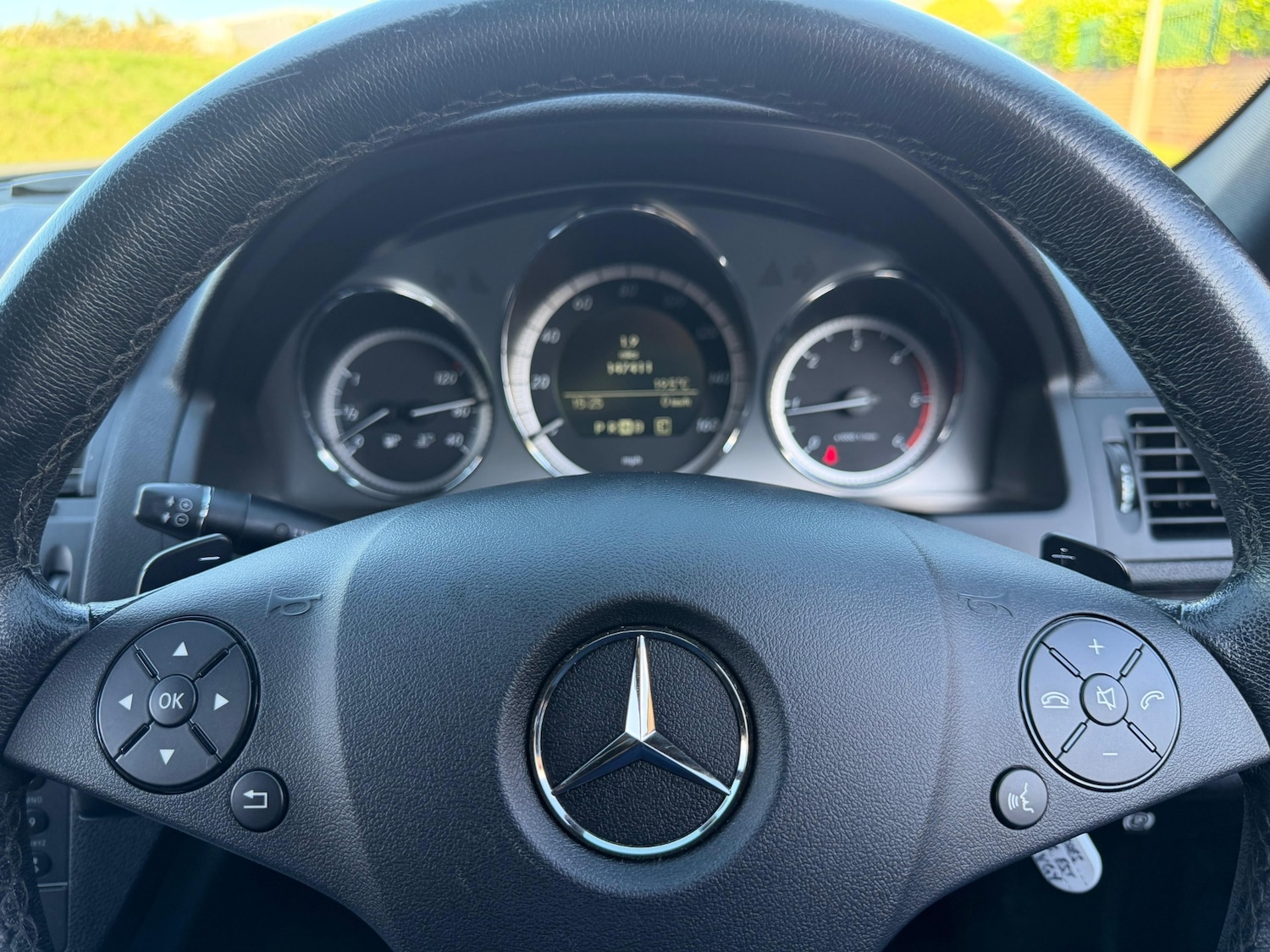 Used Mercedes-Benz C-Class 2009 for sale - 76063940: Photo 16