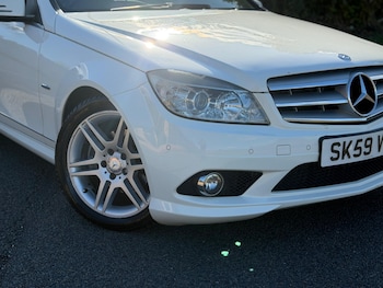 Used Mercedes-Benz C-Class 2009 for sale - 76063940: Photo 3