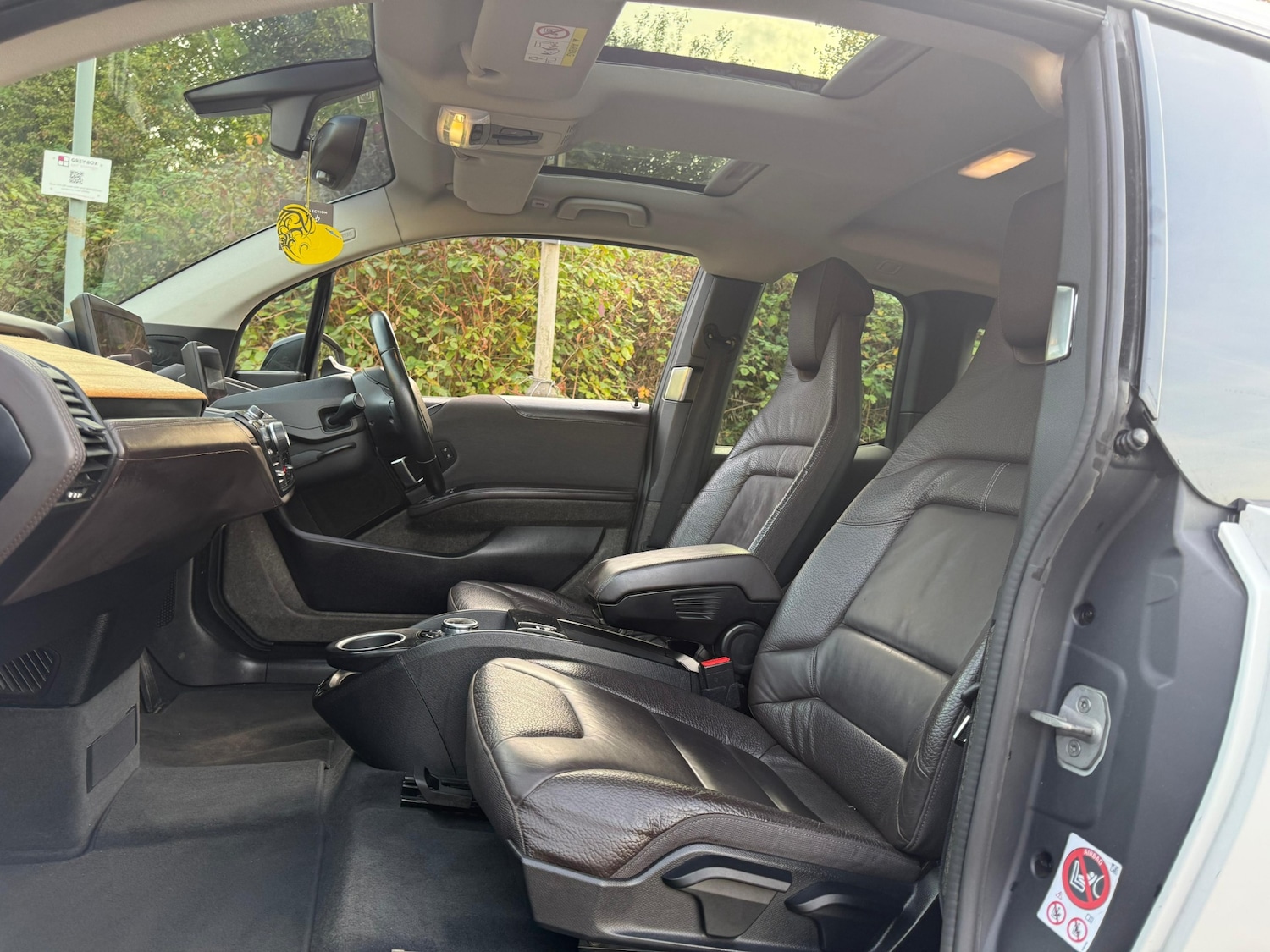 Used BMW i3 2015 for sale - 75968486: Photo 12