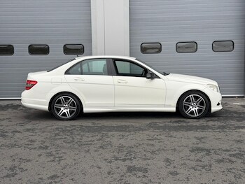 Used Mercedes-Benz C Class 2010 for sale - 76302516: Photo