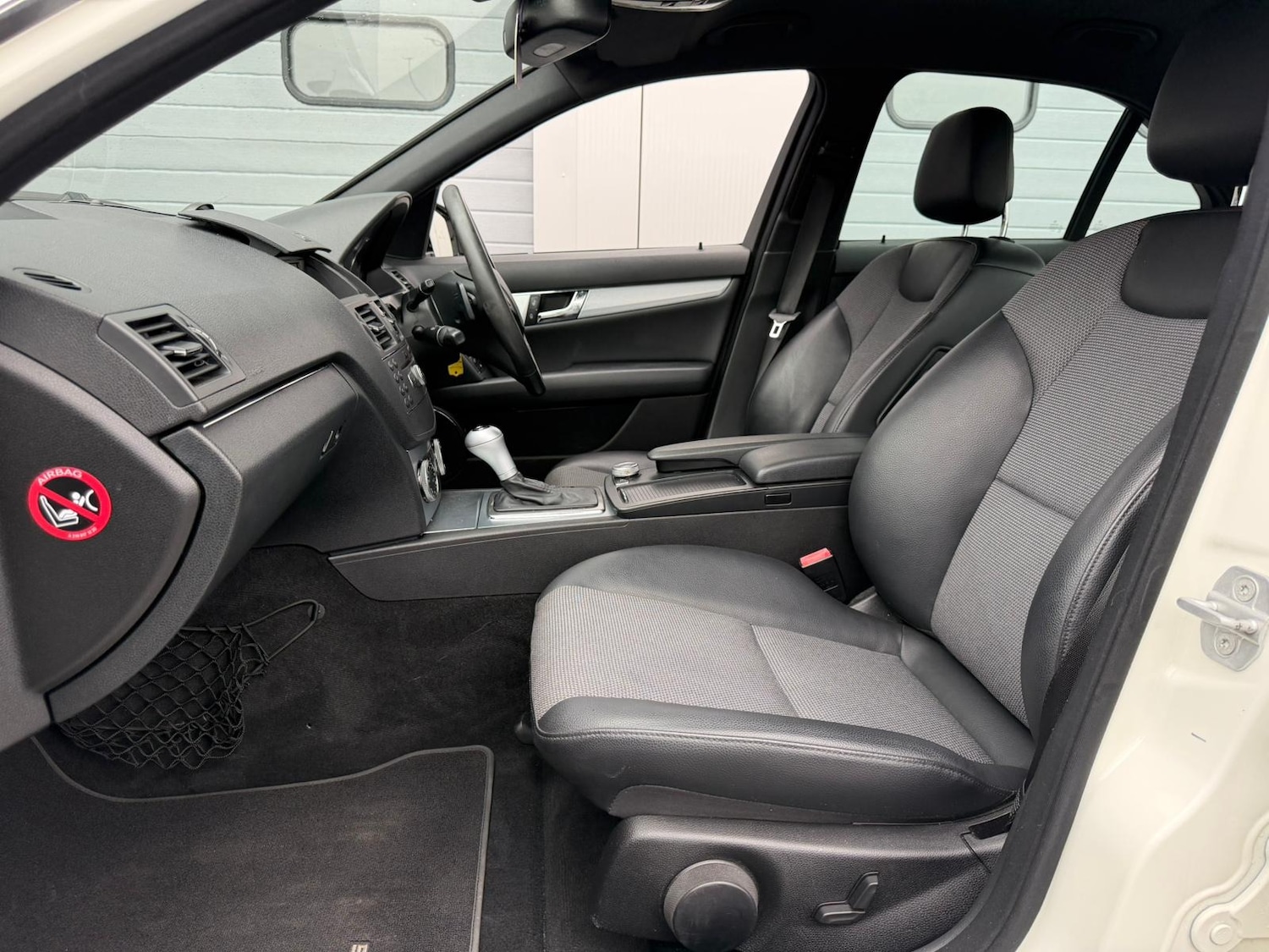 Used Mercedes-Benz C Class 2010 for sale - 76302516: Photo 7