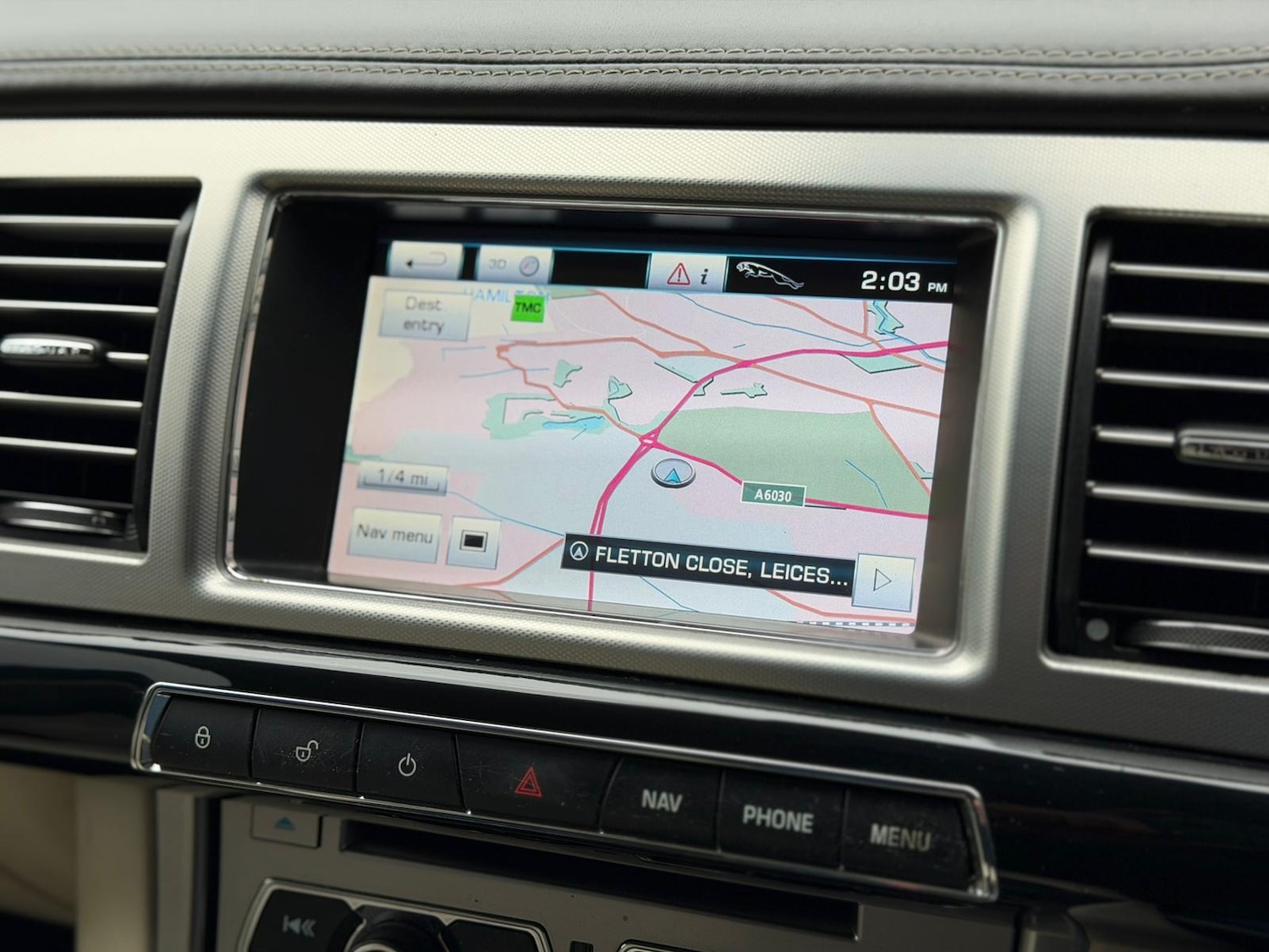 Used Jaguar XF 2012 for sale - 77446889: Photo 26