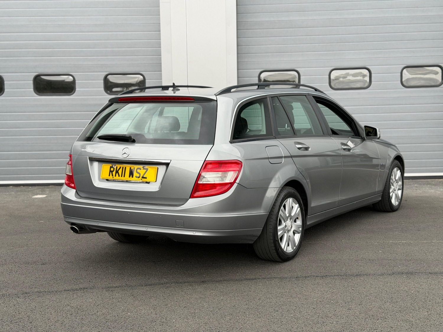 Used Mercedes-Benz C-Class 2011 for sale - 76077986: Photo 7