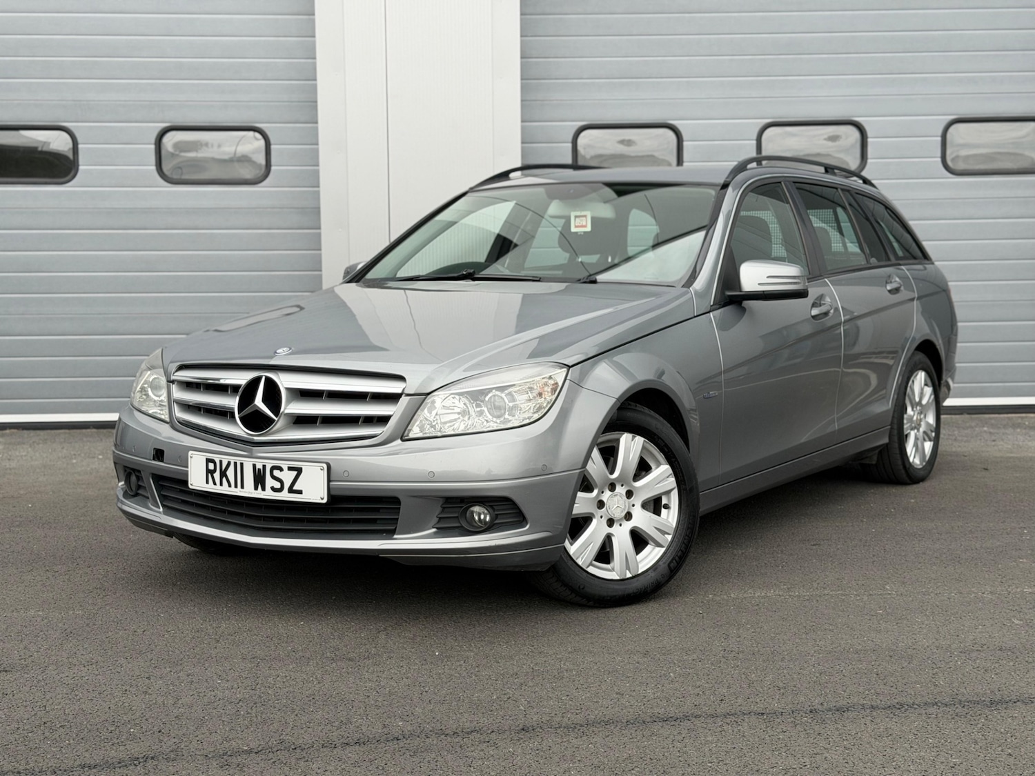 Used Mercedes-Benz C-Class 2011 for sale - 76077986: Photo 9