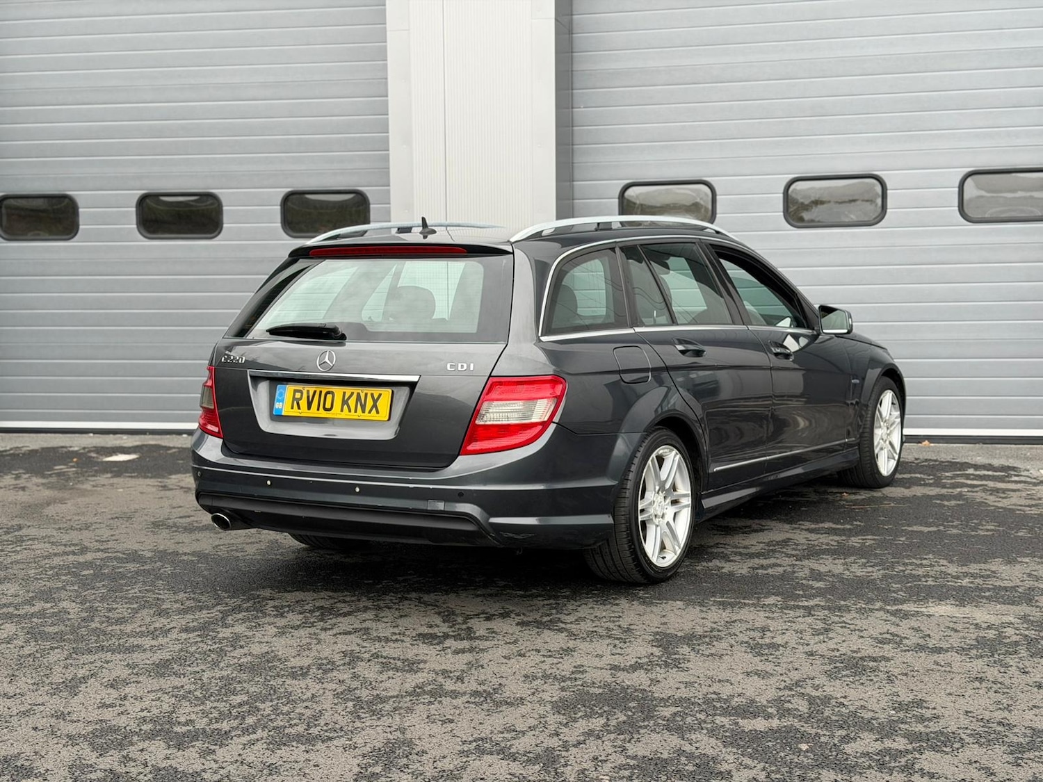 Used Mercedes-Benz C Class 2010 for sale - 76461627: Photo 5