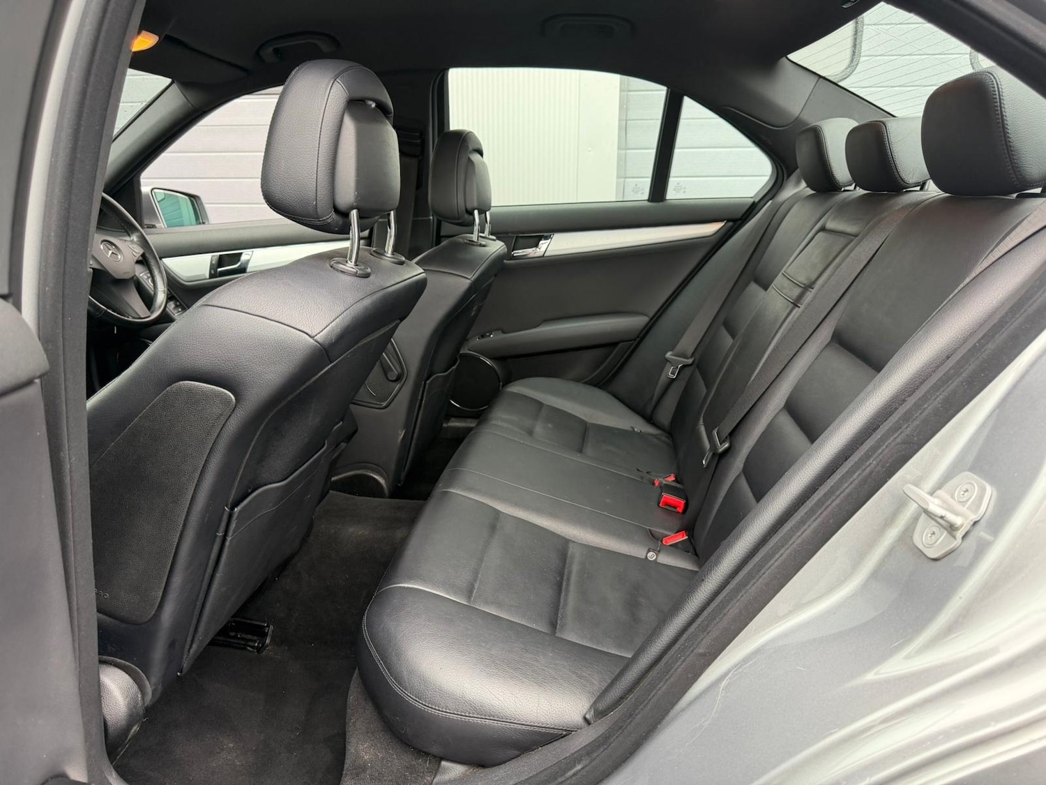 Used Mercedes-Benz C Class 2010 for sale - 77171118: Photo 10