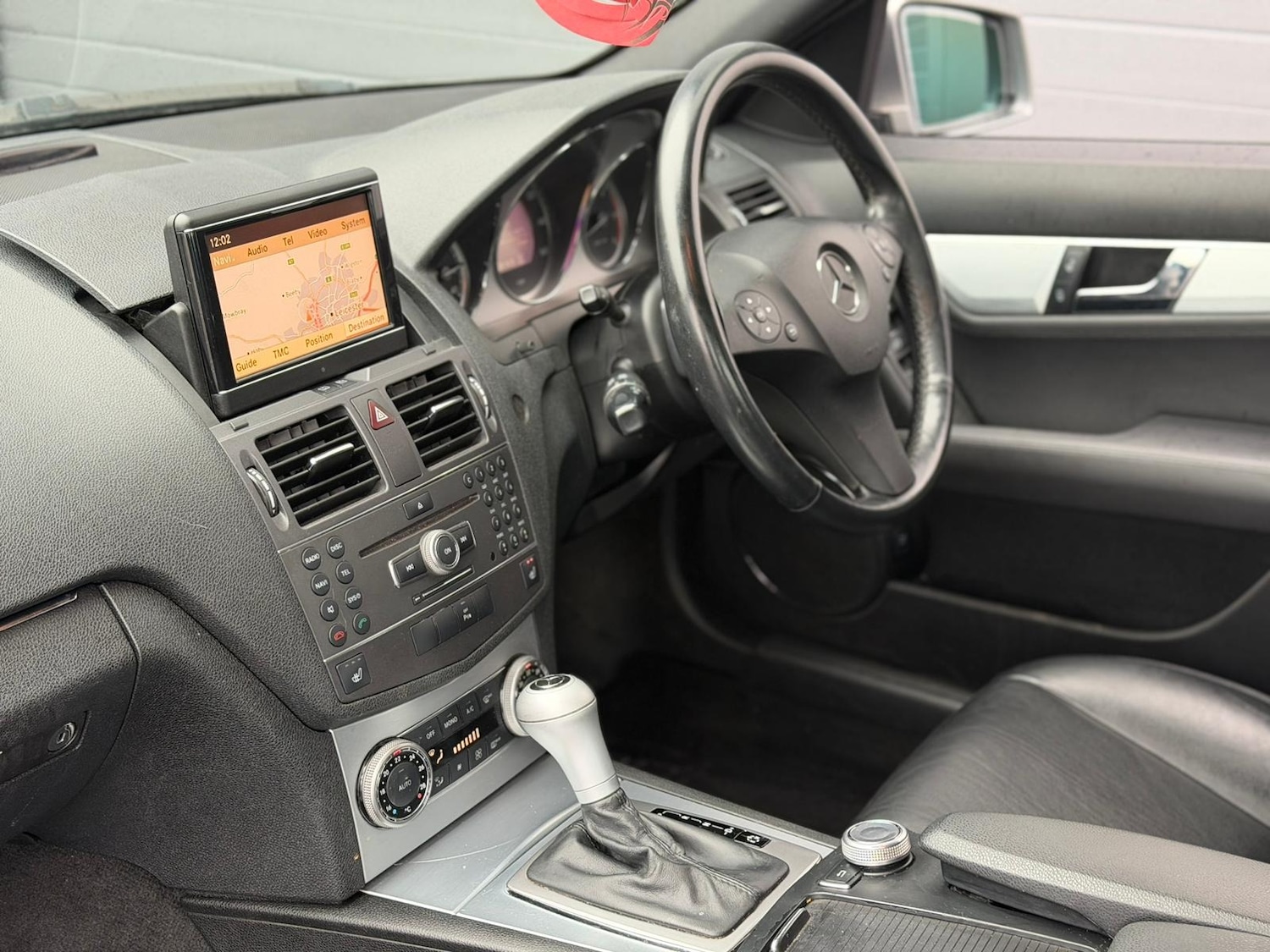 Used Mercedes-Benz C Class 2010 for sale - 77171118: Photo 11