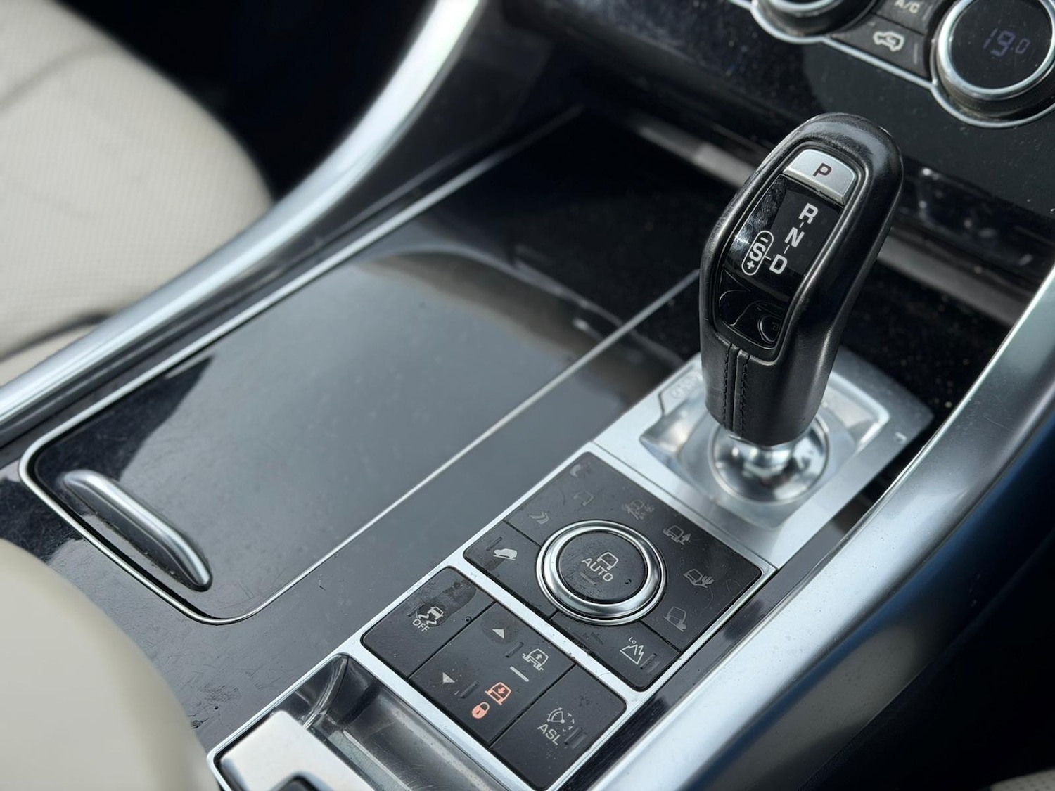 Used Land Rover Range Rover Sport 2014 for sale - 77901234: Photo 22