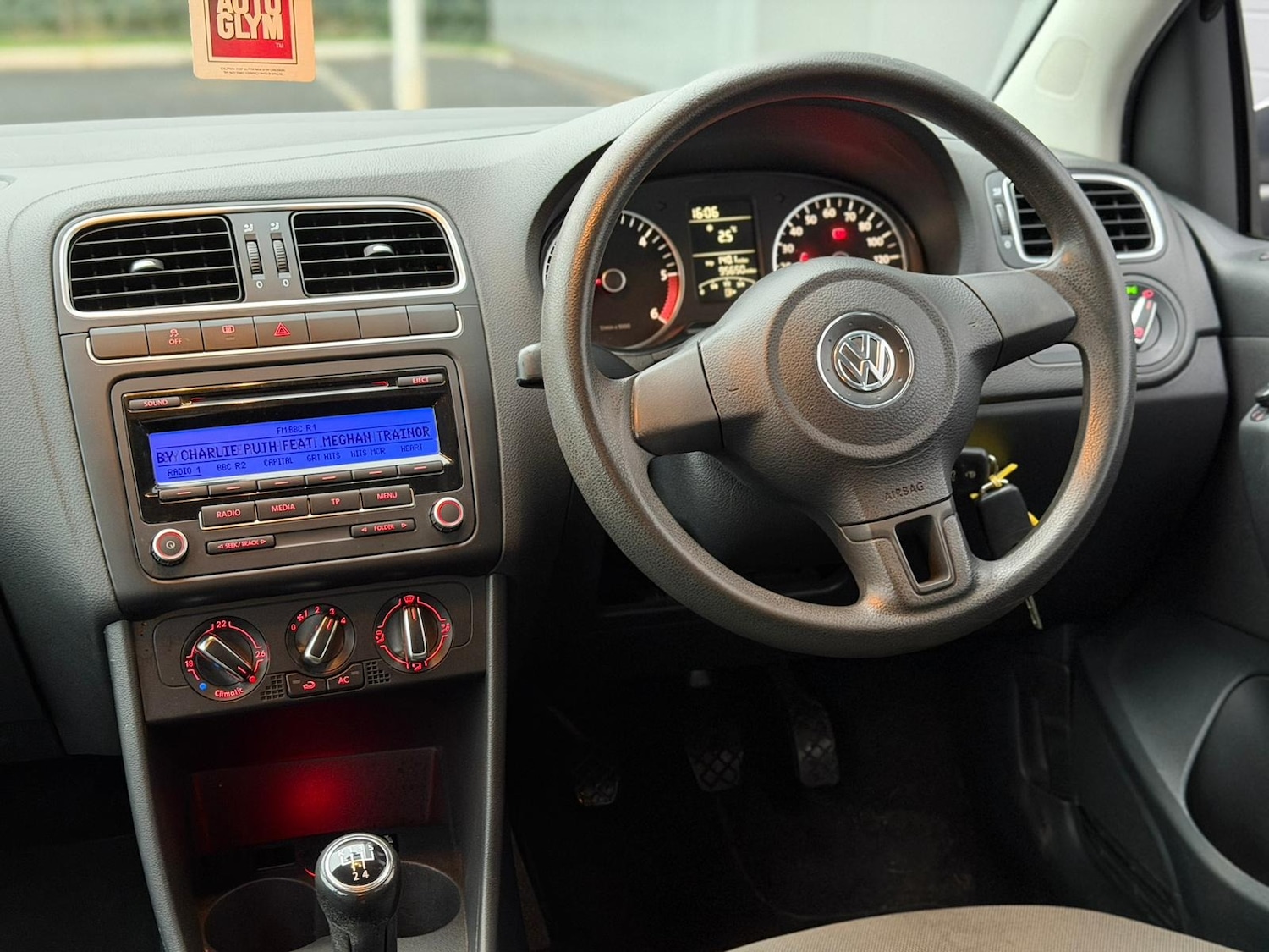 Used Volkswagen Polo 2010 for sale - 77170983: Photo 12