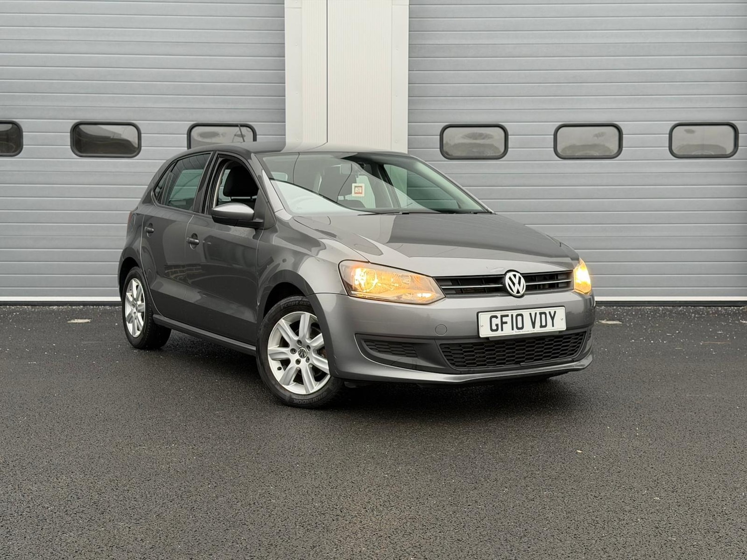 Used Volkswagen Polo 2010 for sale - 77170983: Photo 2